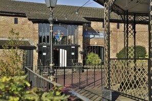 Exterior - Park Hall Hotel (Chorley)