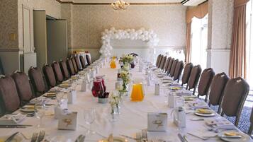 Banquet hall