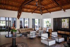 Interior - Sea Diamond Boutique Hotel and Spa (Calodyne)