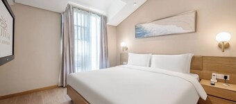 CM+ Serviced Apartment Shenzhen Hillside