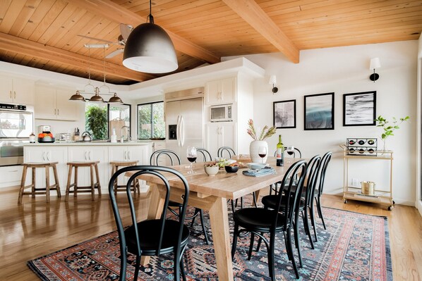 Dining - The Retreat at Mount Taylor, by Vinifera Homes (Santa Rosa)