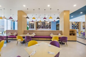 Dining - Premier Inn Dubai Ibn Battuta Mall (Dubai)