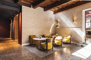 Dining - Ferrara Hotel (Ferrara)