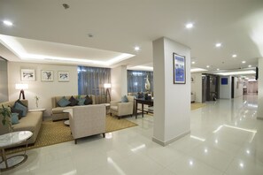 Lobby - Taskeen Served Apartment (Dammam)