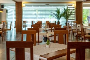 Dining - BSA Gradina Hotel & Aquapark (Varna)