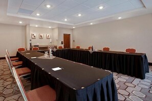 Meeting facility - Ramada by Wyndham St. Paul AB (St. Paul)