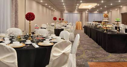 Ramada by Wyndham St. Paul AB