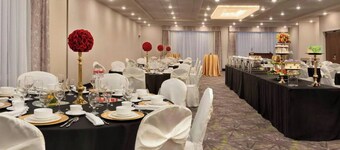 Ramada by Wyndham St. Paul AB