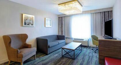 Ramada by Wyndham St. Paul AB