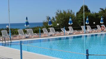 Piscina all'aperto