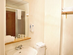 Bathroom - Commons Inn (Cork)