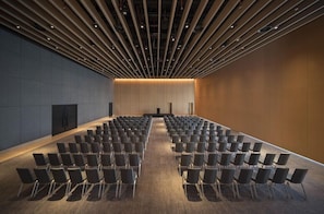 สถานที่จัดงานประชุม