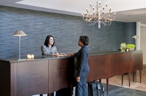 Lobby - Kimpton Lorien Hotel and Spa (Alexandria)