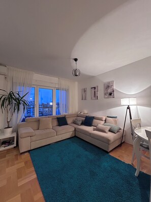 Living area - The Blue Sky Apartment is a spacious, cosy retreat perfect for families. (Budva)