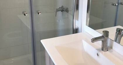 Furnished and equipped studio apartment, in Av. Germany near clinics and U.