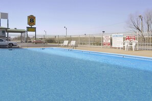 Utomhuspool