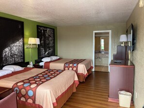 Room - Super 8 Little Rock North Airport (North Little Rock)