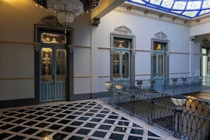 Interior - Palacio San Leonardo (Puebla)