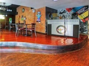 Bar (on property) - Grand International Hotel (Panama City)
