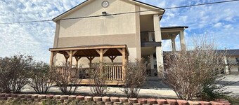 Hiway Inn Express Kiowa Hwy 69
