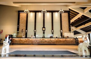 Lobby - The Nouveau Chumphon Beach Resort and Golf (Chumphon)