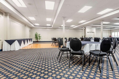 Quality Inn Sarnia, On
