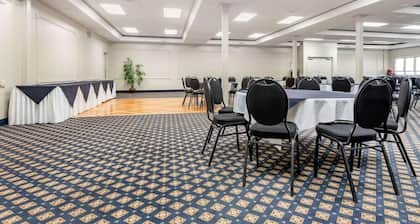 Quality Inn Sarnia, On