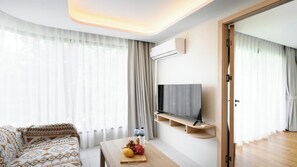 Smart TV - An apartment for the perfect vacation near Kamala Beach 208 (Tambon Kamala)