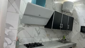Estúdio | Cozinha privada | Geladeira, micro-ondas, cooktop