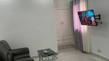 Studio | Free WiFi