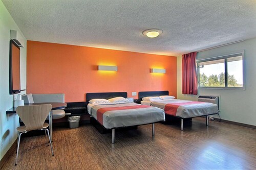 Motel6 Gilman, IL