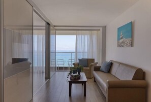 Living area - Resort Hadera by Jacob Hotels (Hadera)