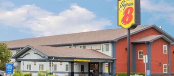 Super 8 by Wyndham Willows