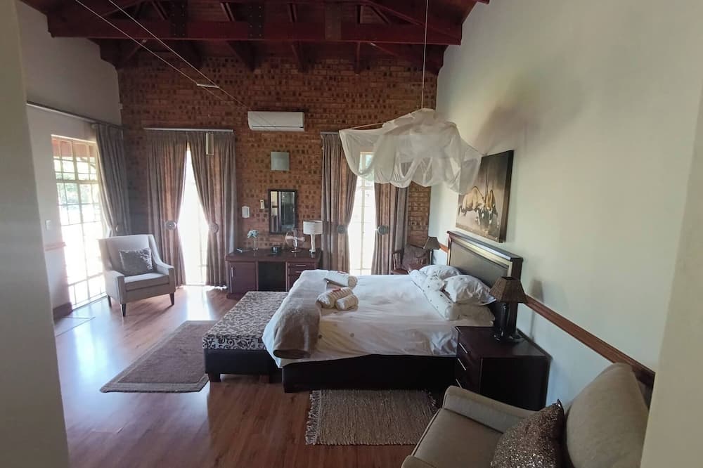 Room-crown Ivory B&B King's Chambers