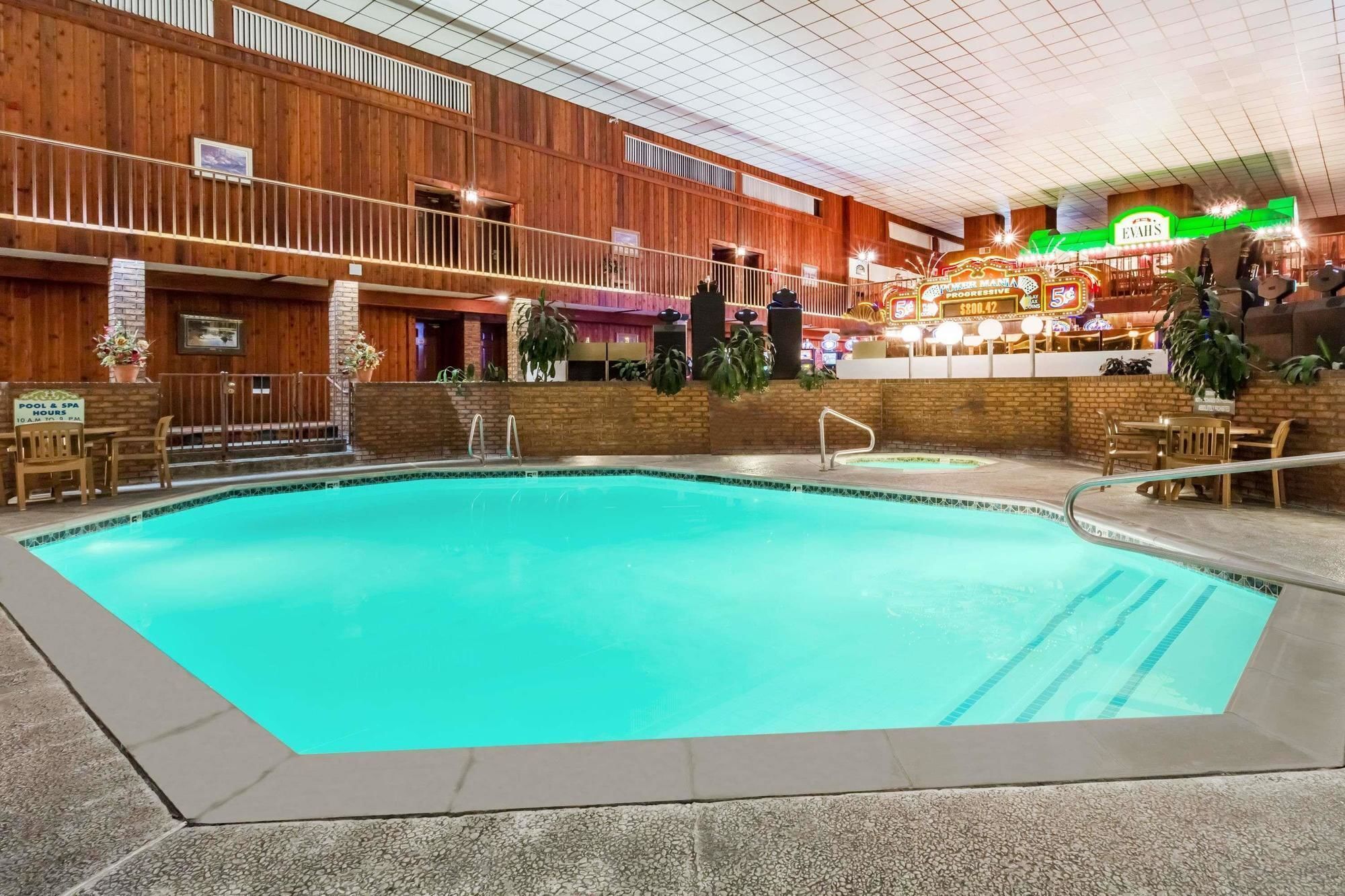 Indoor pool, outdoor pool