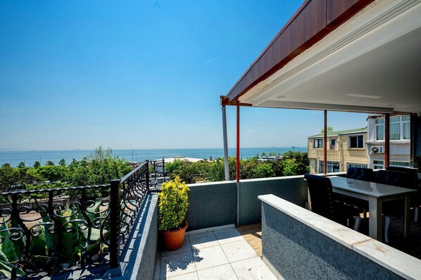 Outdoor dining - Harmony Istanbul (Istanbul)