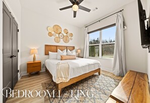 Room - Two Lake Homes | Heated Pools, Dock & Movie Rooms (Hot Springs)