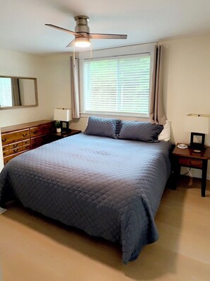 2 bedrooms, desk, iron/ironing board, travel cot - MBB- New Apt w/Direct Access Snowmobile/ATV Trail (Presque Isle)