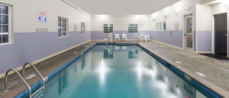 Piscina interna, piscina externa