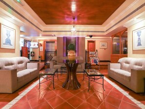 Lobby - Oyo 328 City Plaza Hotel (Al-Fujairah)