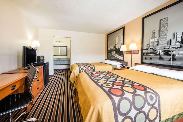 Room - Super 8 By Wyndham Tulsa/arpt/st Fairgrounds (Tulsa)