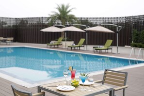 Piscine extérieure