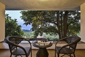 Terrace/patio - The Fern Samali Resort (Dapoli)