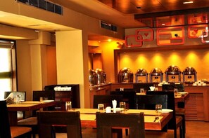 Dining - Justa The Residence Hyderabad (Hyderabad)