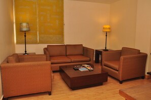 Living area - Justa The Residence Hyderabad (Hyderabad)