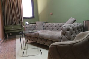 Living area - Wakola Hôtel Cheikh Anta (Dakar)