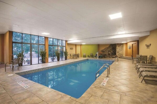 Pool - La Quinta Inn & Suites by Wyndham Silverthorne - Summit Co (Silverthorne)