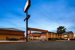 Exterior - Econo Lodge Del Rio, TX (Del Rio)