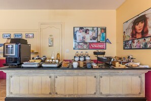 Dining - Logis Hotel Lafayette (Rochefort)