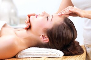 Spa - The Naples Beach Hotel and Golf Club (Naples)